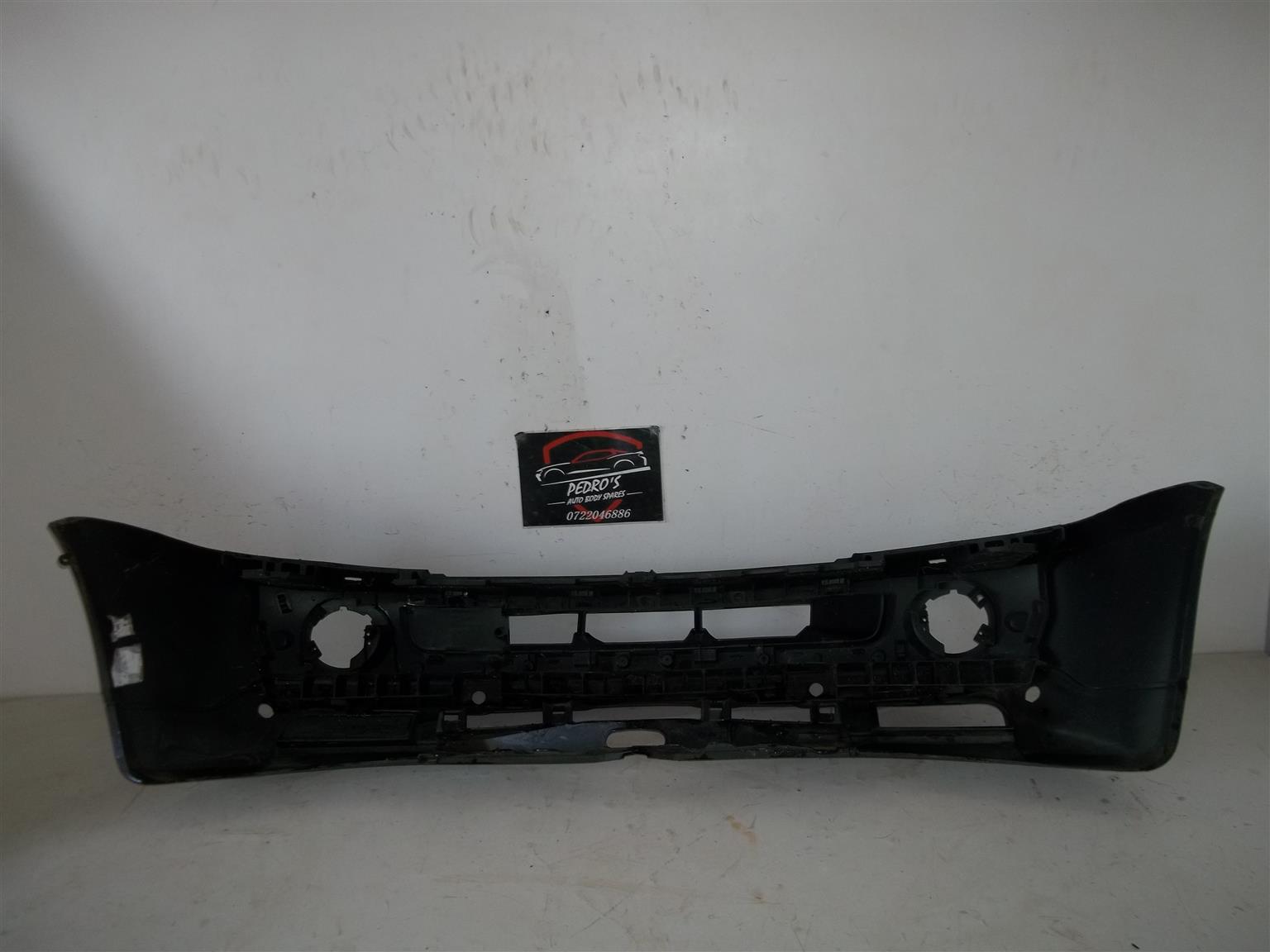 Land Rover Range Rover Sport (L320) '05-'13 replacement front bumper - Private Seller Land Rover Range Rover Sport (L320) '05-'13 replacement front bumper - Private Seller