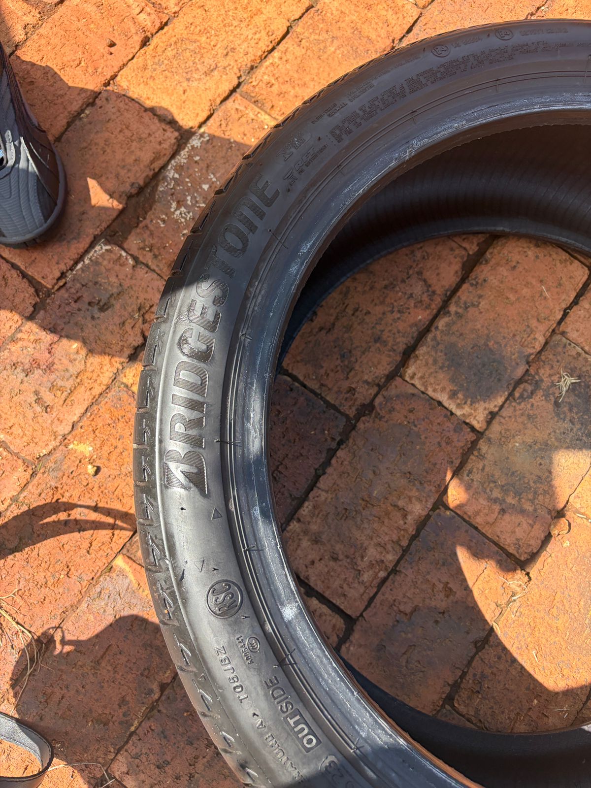 Bridgestone tyres 225/40/18 Tyres - Private Seller Bridgestone tyres 225/40/18 Tyres - Private Seller