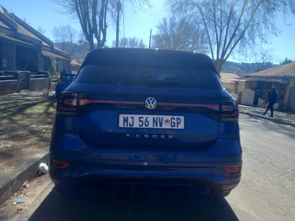2020 VW T-Cross RLINE 1.0 Petrol, Automatic, Blue, 118000kms Full service history, Rev Cam