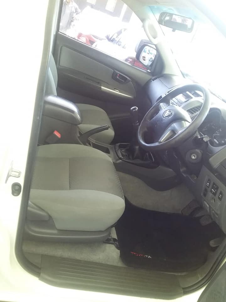 2013 TOYOTA HILUX 2,5 D4D DIC 4x4