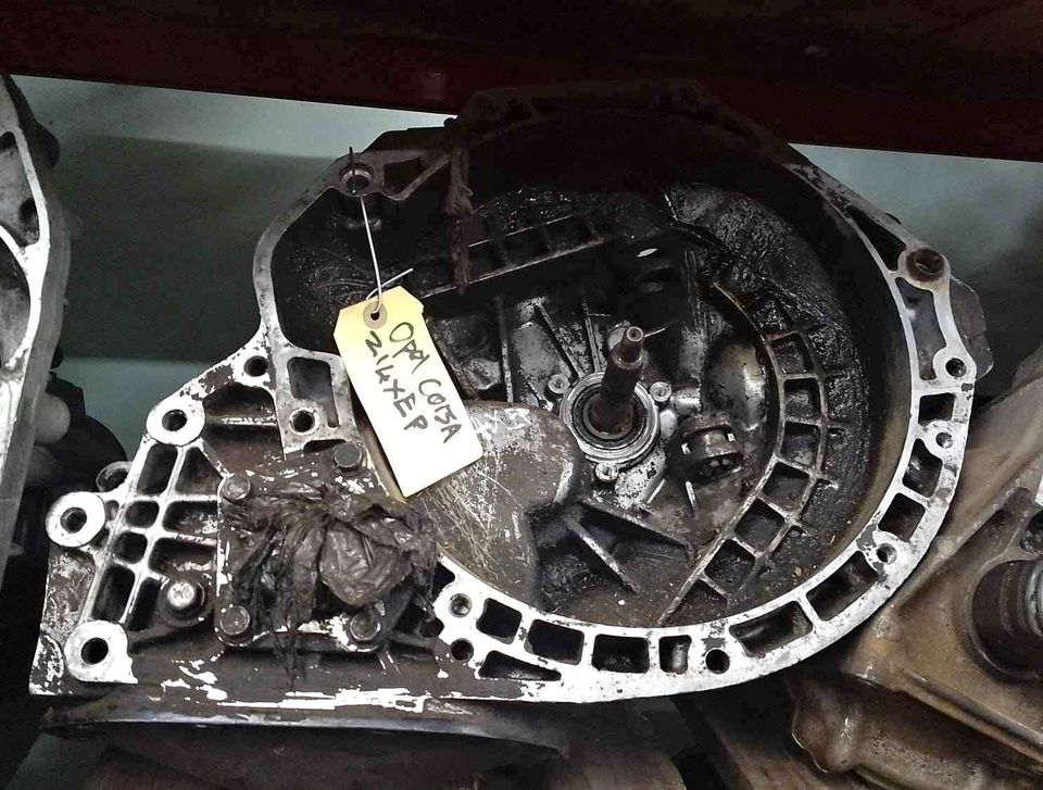 Opel Corsa gearbox - Private Seller Opel Corsa gearbox - Private Seller