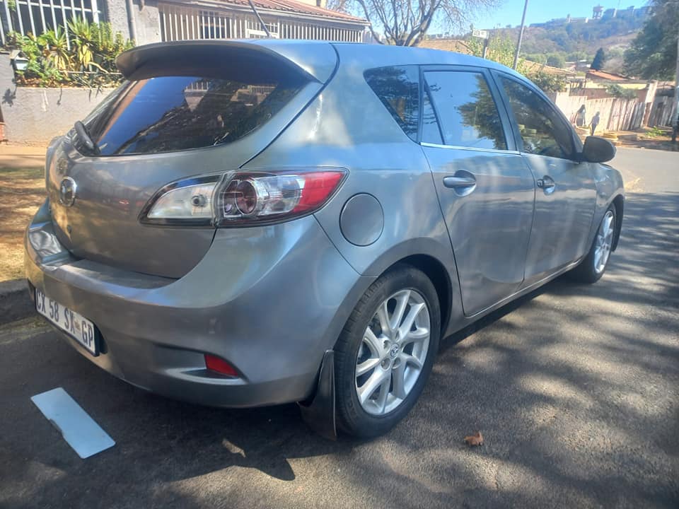 2012 MAZDA 3 1.6 ENGINE PETROL, MANUAL, MILEAGE 137000KMS, GREY COLOR