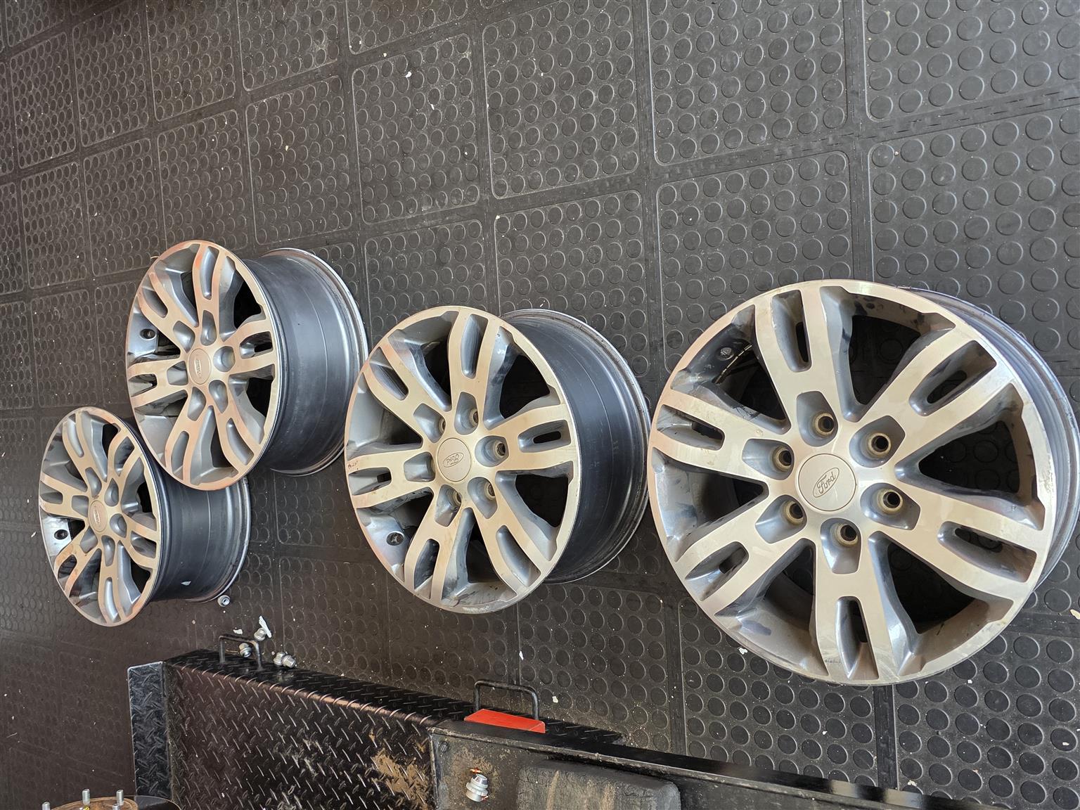 OEM Ford Everest set of 4 18 Inch rims for sale - Private Seller OEM Ford Everest set of 4 18 Inch rims for sale - Private Seller
