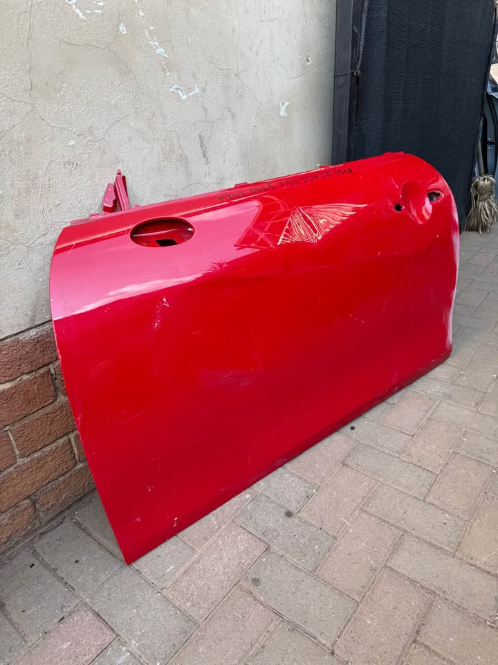 Mini Cooper One S JCW F56 Left Door - Private Seller