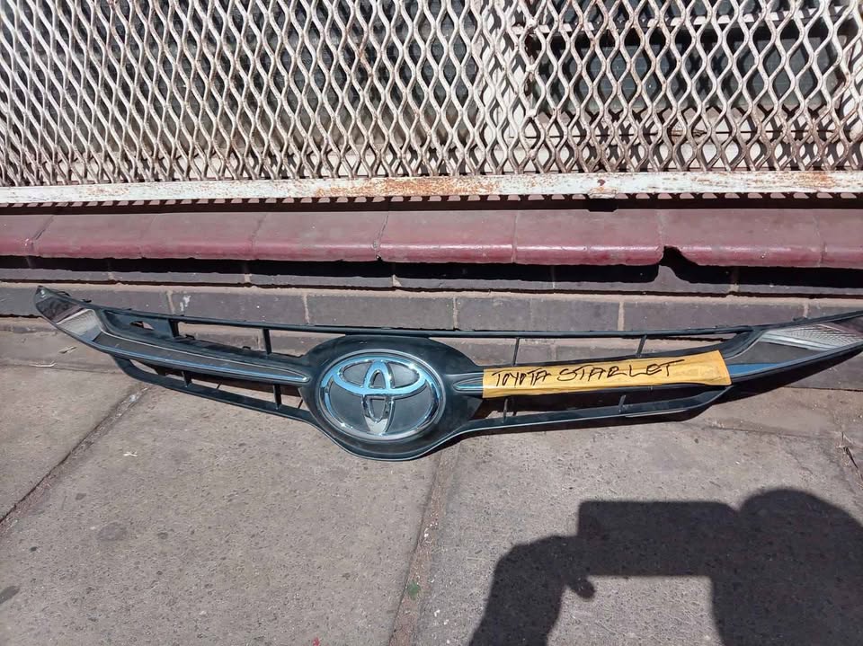 Toyota starlet top grill - Private Seller Toyota starlet top grill - Private Seller