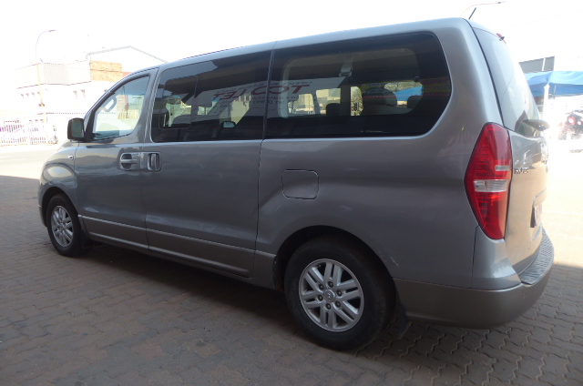 Used 2016 Hyundai H-1 2.5VGTi bus Elite 9-seater - Private Seller Used 2016 Hyundai H-1 2.5VGTi bus Elite 9-seater - Private Seller
