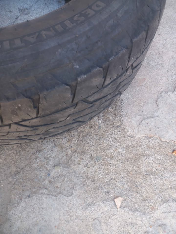 FIRESTONE DESTINATION 245/70/16 16 INCH BAKKIE Tyre - Private Seller