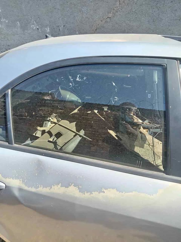 Mazda 6 mps right rear door glass - Private Seller Mazda 6 mps right rear door glass - Private Seller
