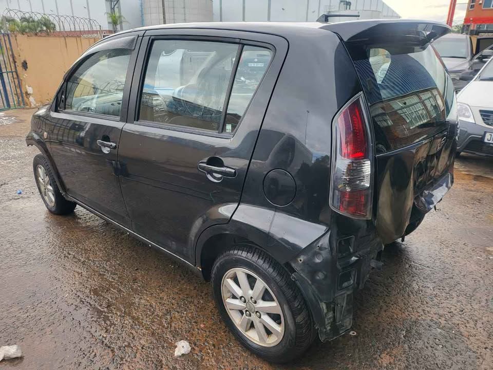 2010 SIRION 1.5 STRIPPING FOR SPARES - Private Seller 2010 SIRION 1.5 STRIPPING FOR SPARES - Private Seller