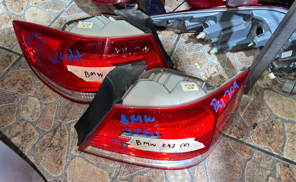 BMW 3 series E92 taillights - Private Seller BMW 3 series E92 taillights - Private Seller