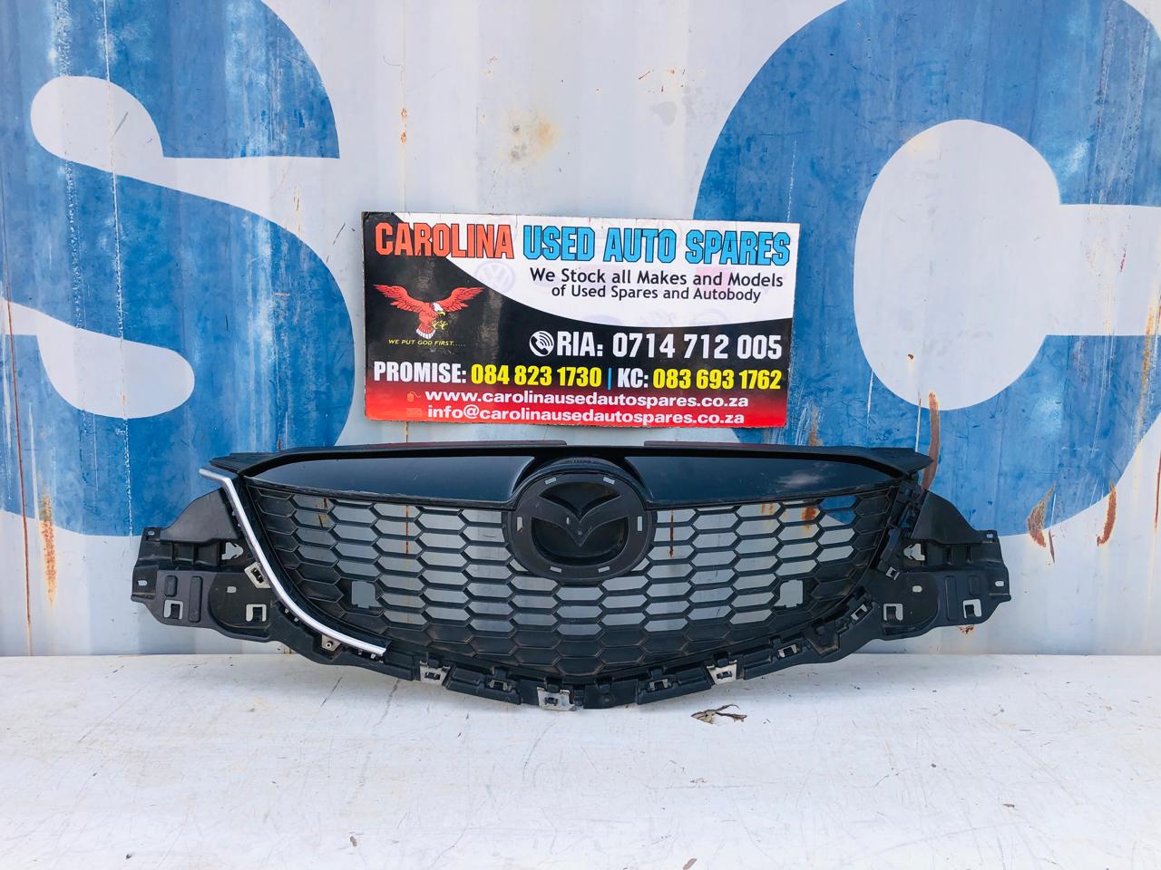 Mazda CX-5 radiator grill (no badge)(2013-2017) - Private Seller Mazda CX-5 radiator grill (no badge)(2013-2017) - Private Seller