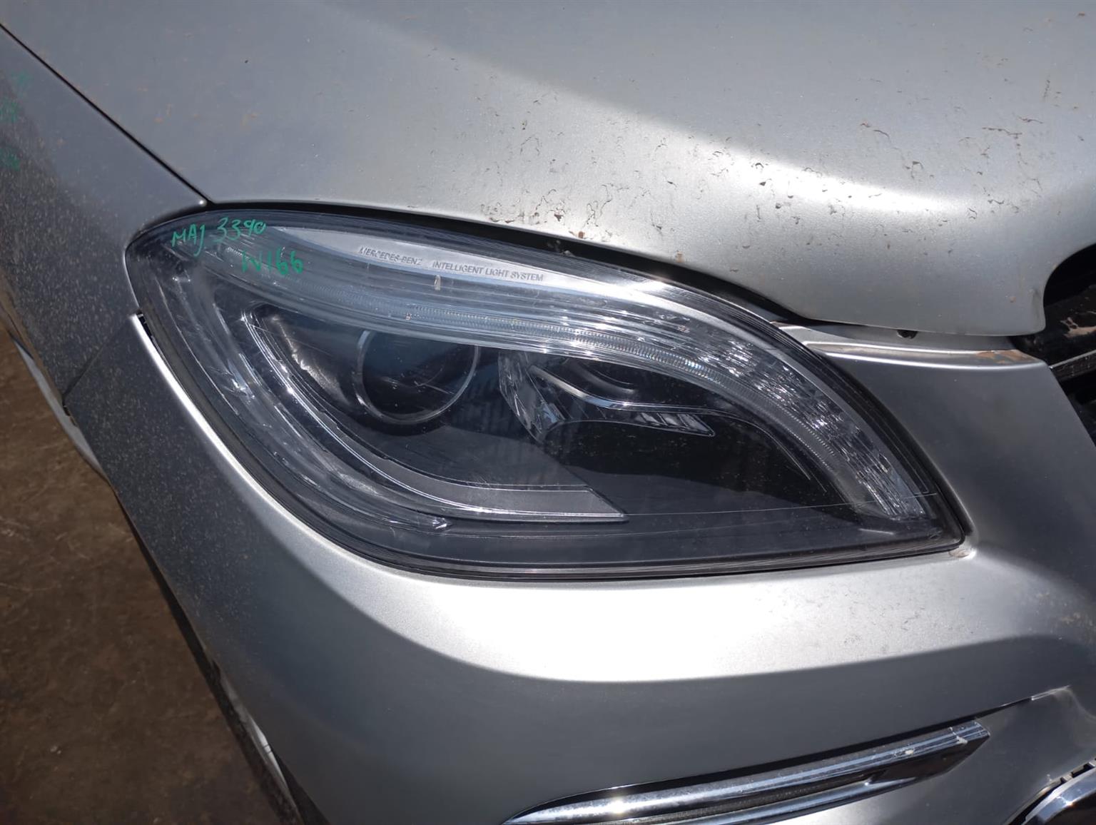 Mercedes ML350 Bluetec W166 Headlights for sale - Private Seller Mercedes ML350 Bluetec W166 Headlights for sale - Private Seller