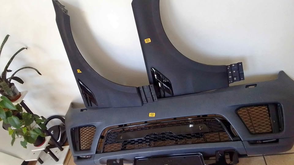 Range Rover sport bumper and fenders - Private Seller Range Rover sport bumper and fenders - Private Seller