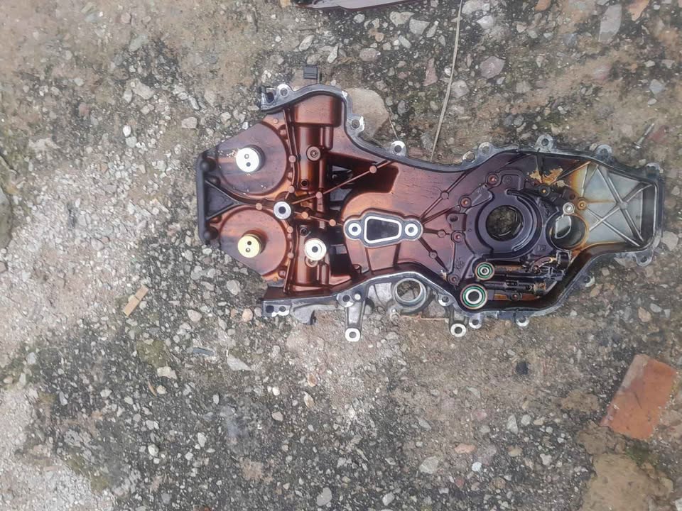 Renault triber engine cover - Private Seller Renault triber engine cover - Private Seller