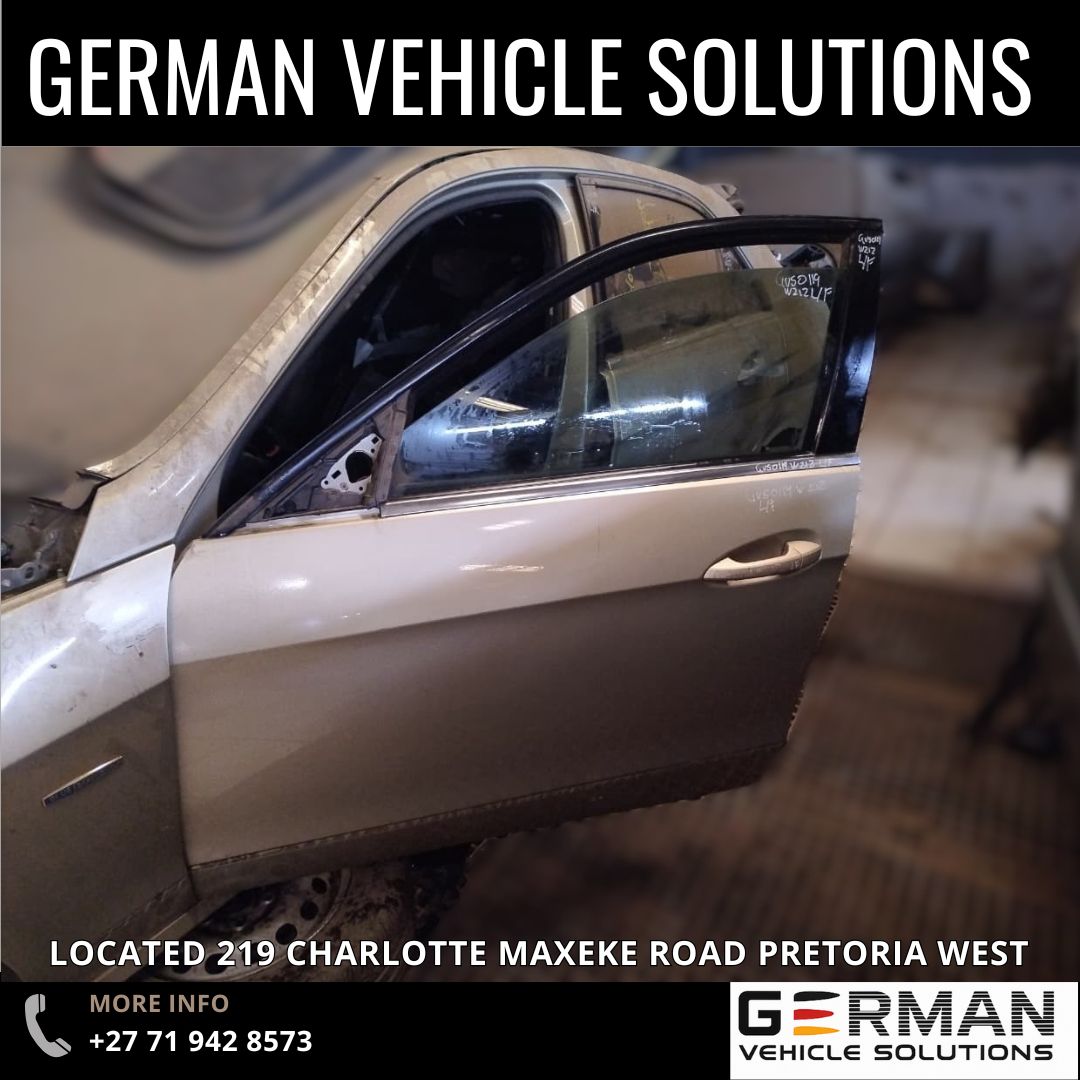 2010 Mercedes Benz E200 car doors for sale W212 - Private Seller 2010 Mercedes Benz E200 car doors for sale W212 - Private Seller