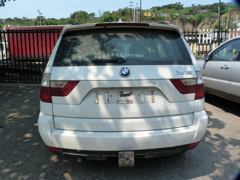 BMW X3 xDrive 2.0D E83 AT - 2008 SPARES - Private Seller BMW X3 xDrive 2.0D E83 AT - 2008 SPARES - Private Seller