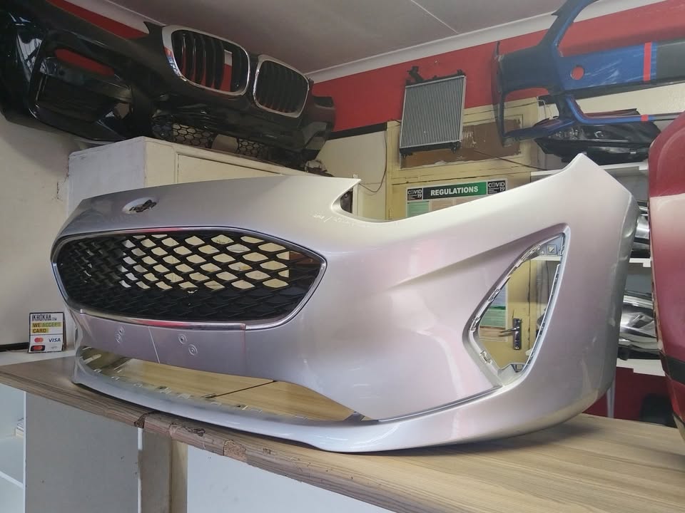 2022 FORD FIESTA FRONT BUMPER WITH MAIN GRILL AVAILABLE FOR SALE - Private Seller 2022 FORD FIESTA FRONT BUMPER WITH MAIN GRILL AVAILABLE FOR SALE - Private Seller