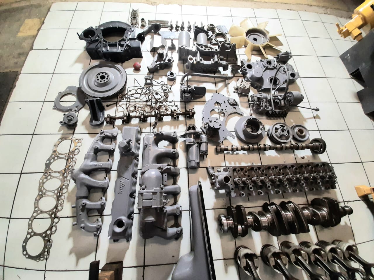 Hino EM100 Engine Spares