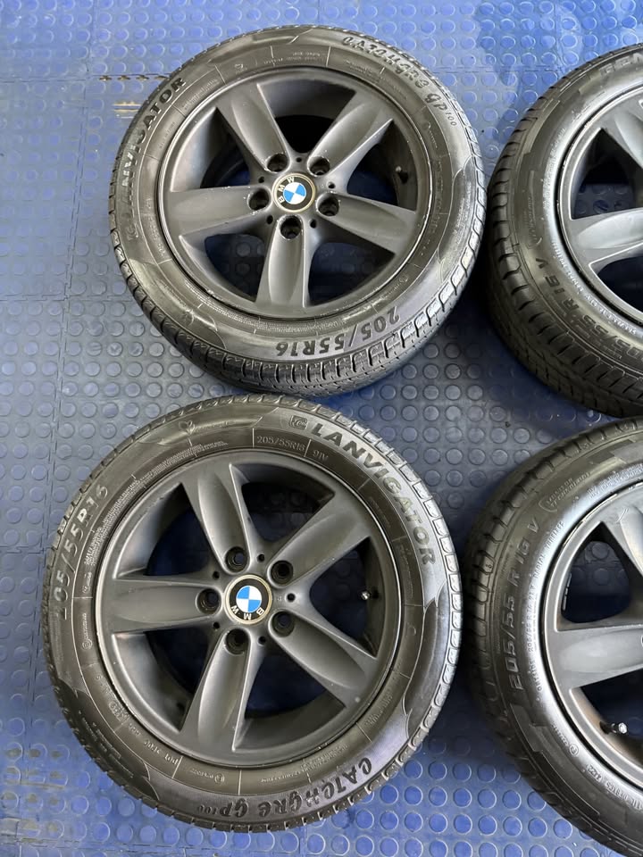 16INCH ORIGINAL BMW RIMS & TYRES FOR SALE (PREOWNED) - Private Seller 16INCH ORIGINAL BMW RIMS & TYRES FOR SALE (PREOWNED) - Private Seller