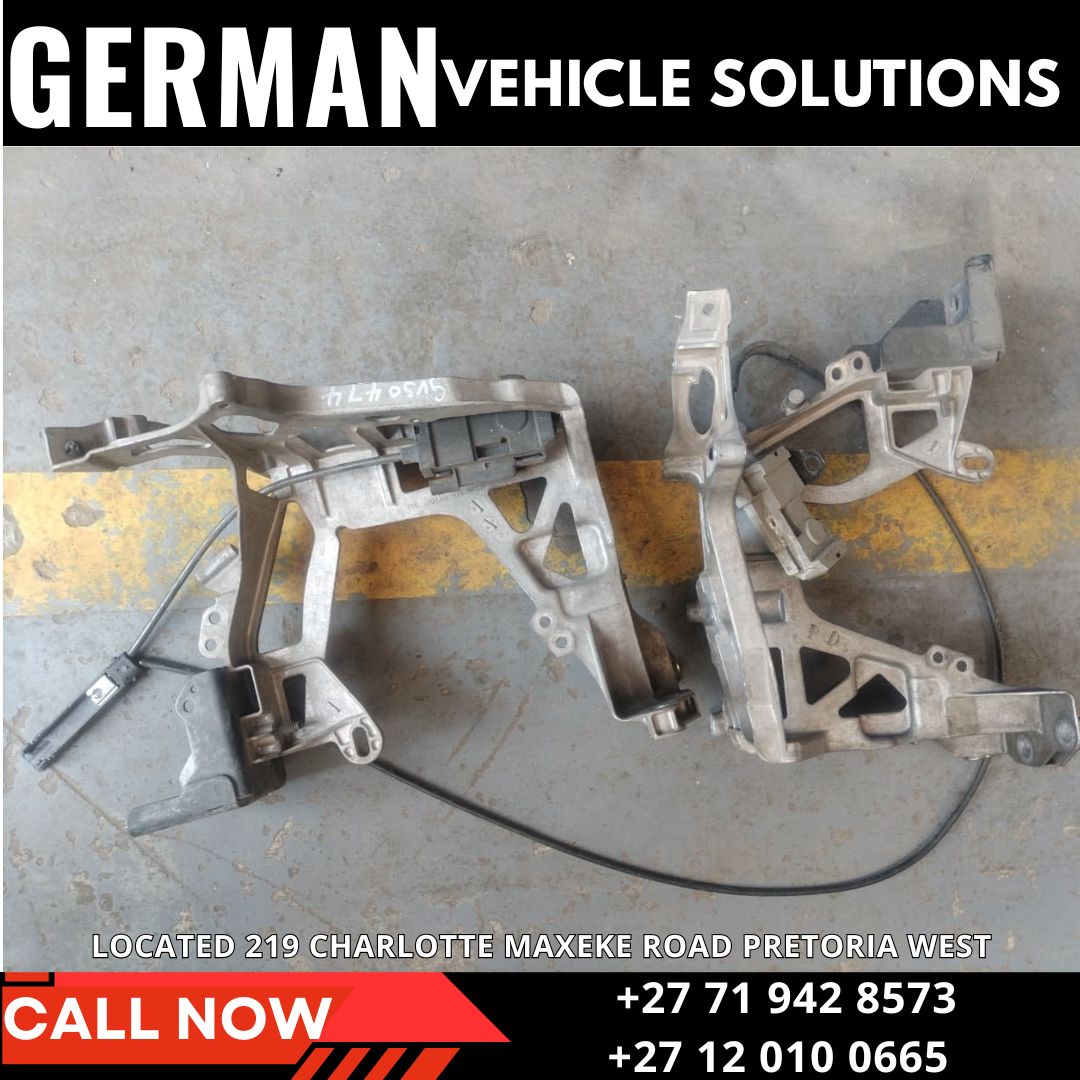 Mercedes Benz C180 W205 Headlight Support Brackets for Sale - Private Seller Mercedes Benz C180 W205 Headlight Support Brackets for Sale - Private Seller