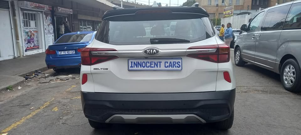 2020 KIA SELTOS 1.6 PETROL, MANUAL, WHITE COLOUR, MILEAGE 74000KM