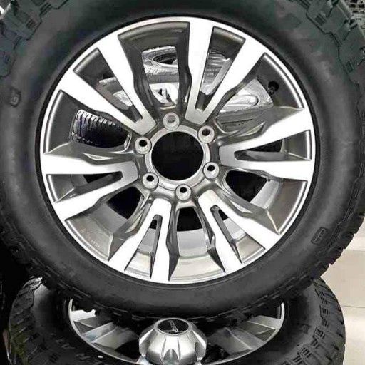 Isuzu silver rims and tyres