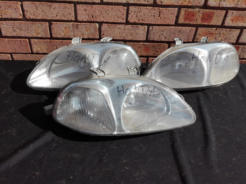 Honda Civic Headlight - Private Seller Honda Civic Headlight - Private Seller