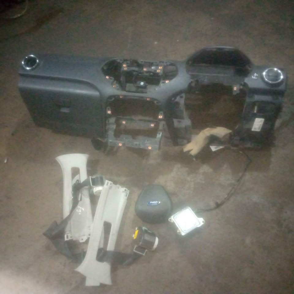 Ford figo new shape complete airbags sets - Private Seller