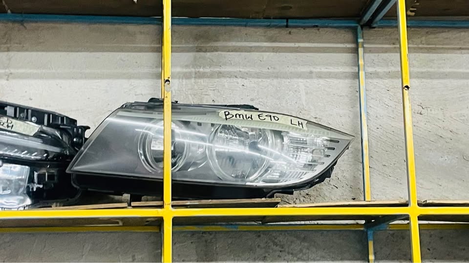 BMW E90 headlight
