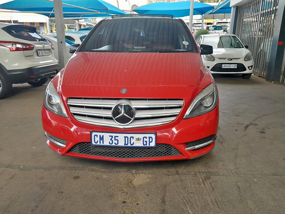 2014 MERCEDES BENZ B200 AUTOMATIC