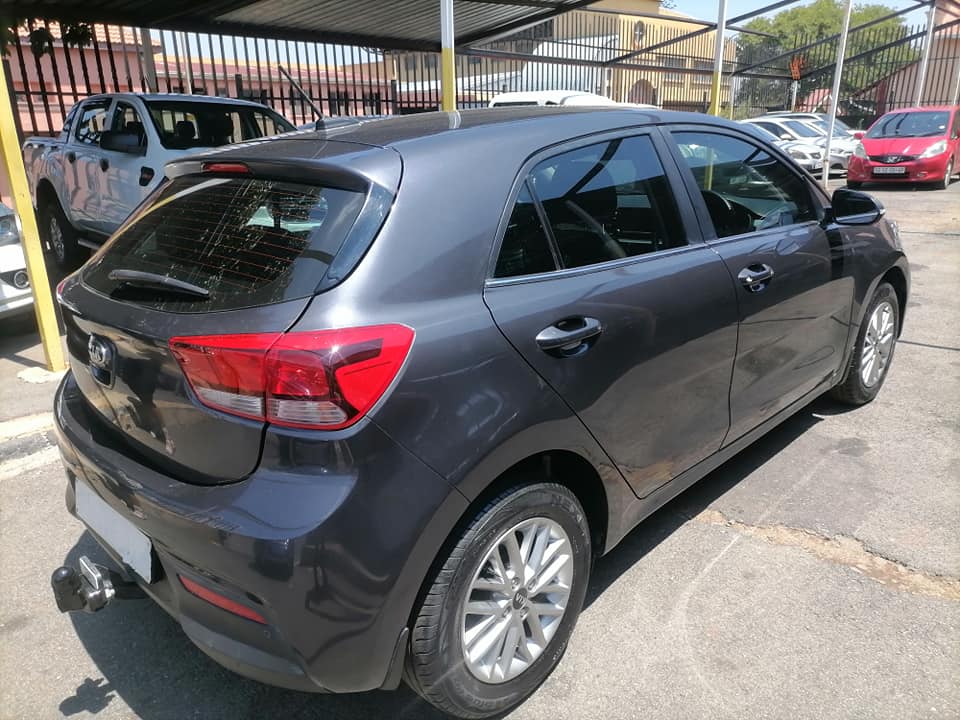 2019 Kia Rio 1.4 Ex Hatchback Service book reserve Camera and parking sensor