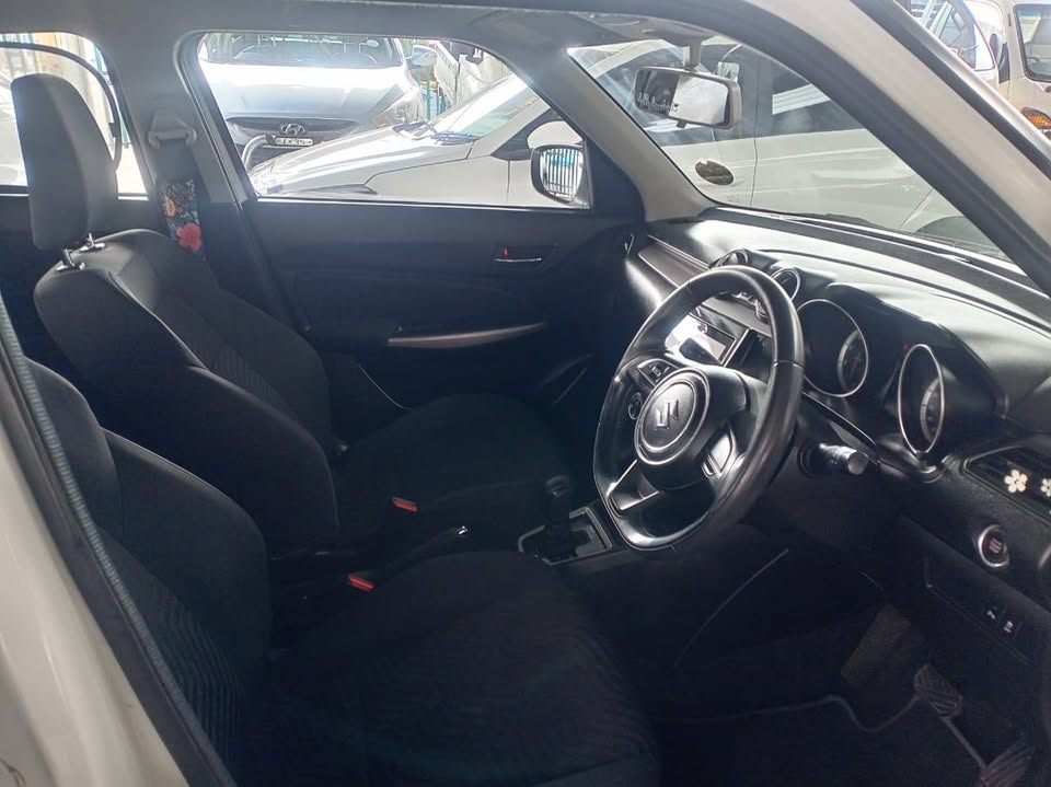 Suzuki Swift 1.2 Automatic petrol