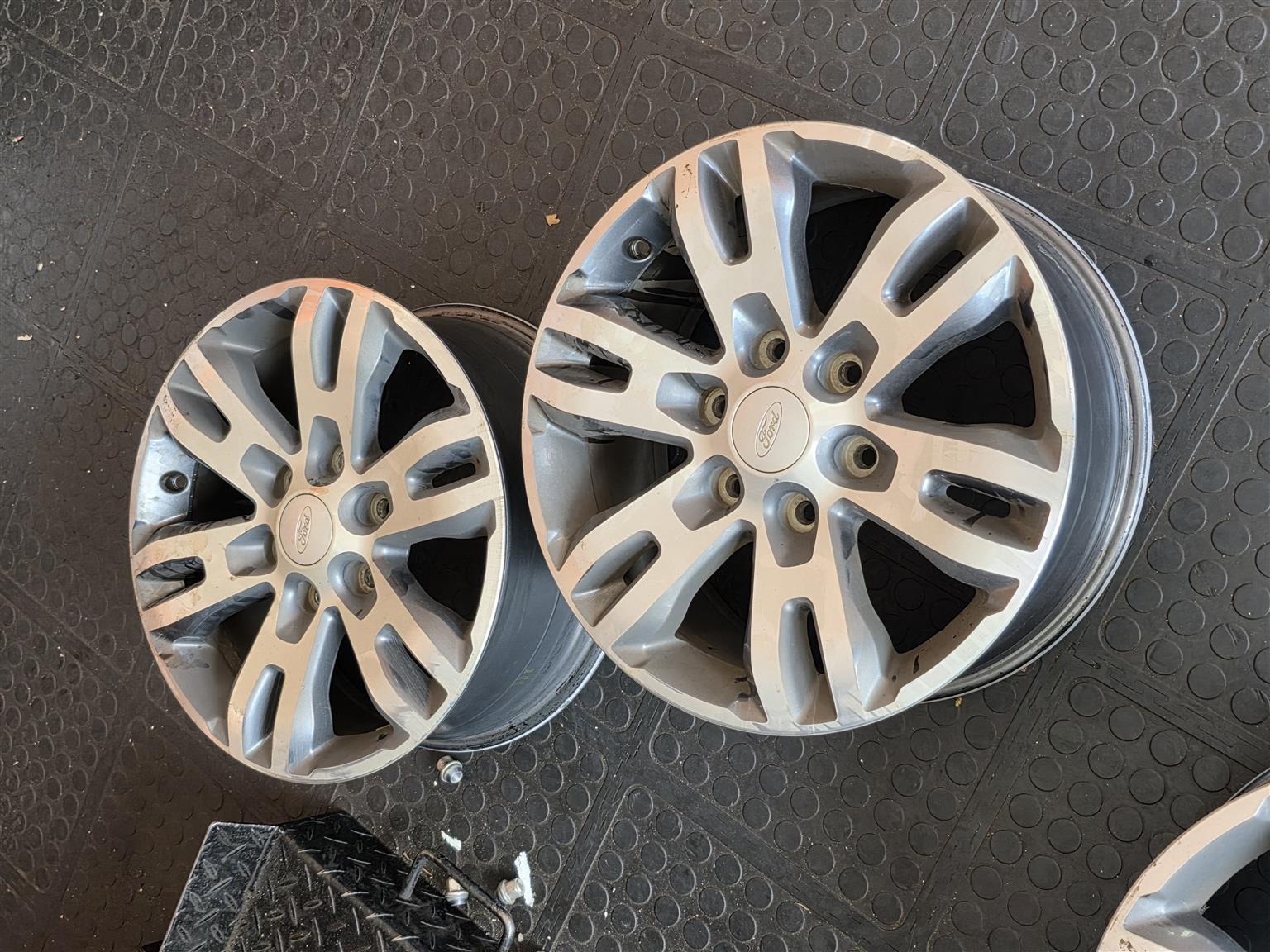 OEM Ford Everest set of 4 18 Inch rims for sale - Private Seller OEM Ford Everest set of 4 18 Inch rims for sale - Private Seller