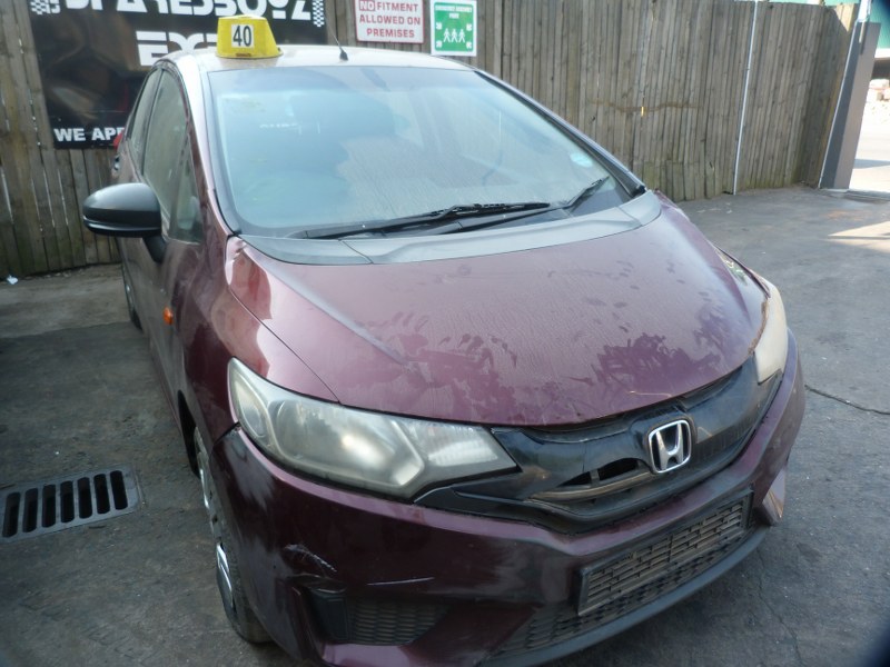 Honda Jazz 1.2 Trend Manual Maroon - 2015 STRIPPING FOR SPARES - Private Seller Honda Jazz 1.2 Trend Manual Maroon - 2015 STRIPPING FOR SPARES - Private Seller