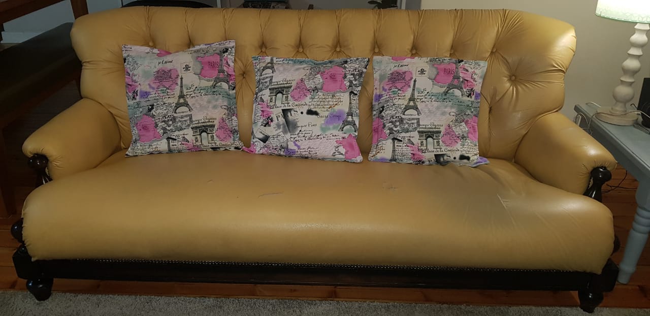 Gomma Gomma Lounge Couches Junk Mail