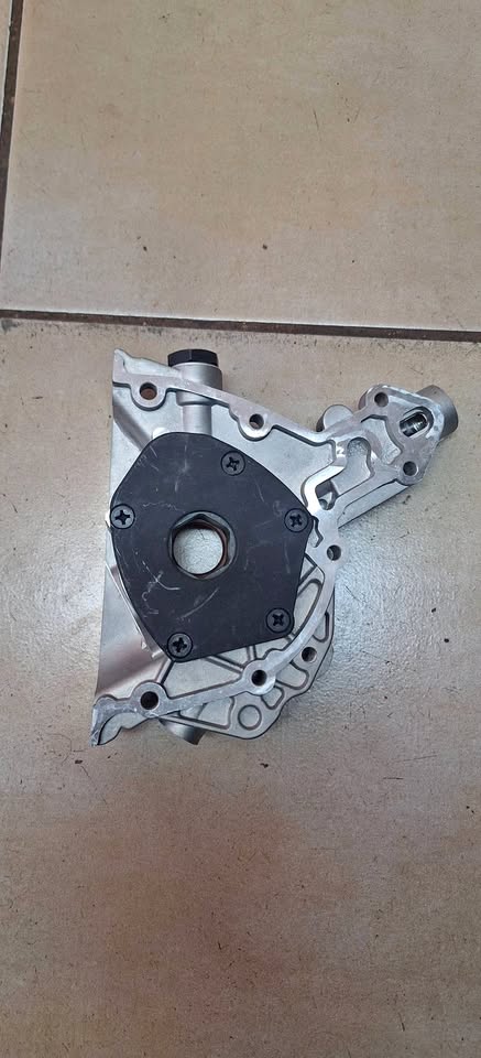 Opel corsa light oil pump - Private Seller