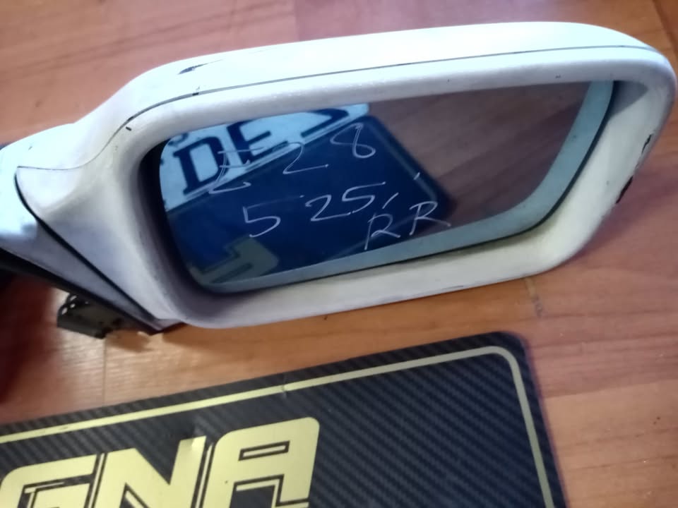 BMW E32 7-SERIES MIRRORS AVAILABLE - Private Seller BMW E32 7-SERIES MIRRORS AVAILABLE - Private Seller