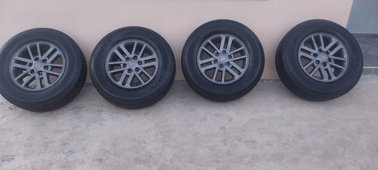 17inch Toyota Hilu/Fortuner original mags with 265/65/17 Bridgestone Dueller H/T - Private Seller 17inch Toyota Hilu/Fortuner original mags with 265/65/17 Bridgestone Dueller H/T - Private Seller