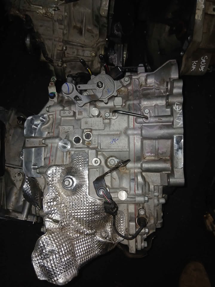 Kia sonet automatic gearbox transmission - Private Seller Kia sonet automatic gearbox transmission - Private Seller