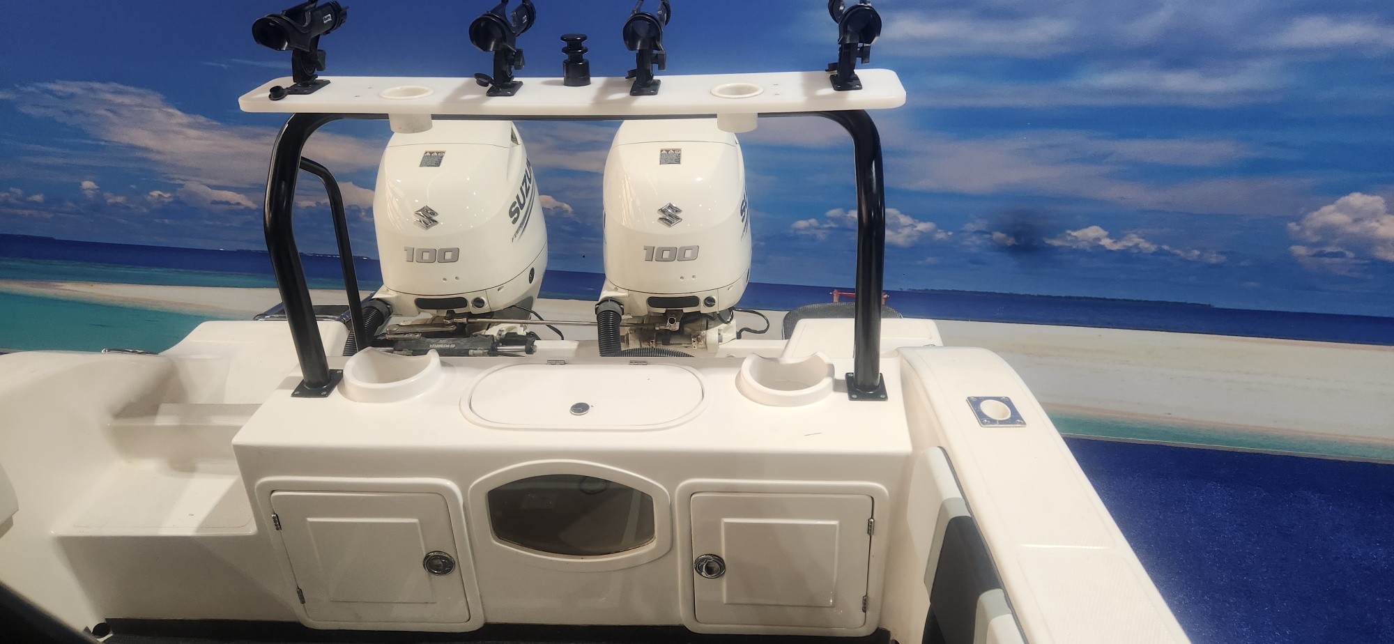 CITATION 600 CC ON TRAILER 2 X 100 HP SUZUKI 4 STROKES 2019 MODEL 60 HOURS