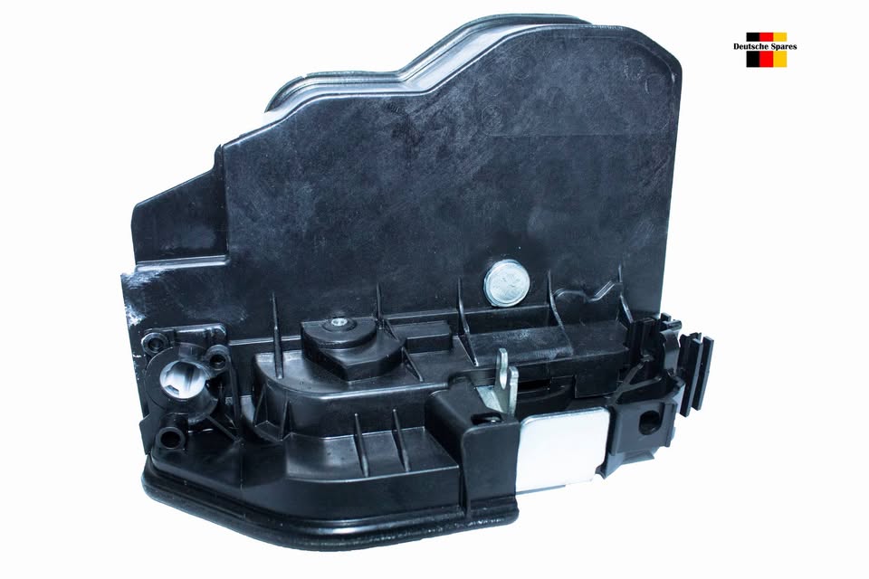 BMW E90 FRONT RIGHT DOOR LOCK - Private Seller BMW E90 FRONT RIGHT DOOR LOCK - Private Seller