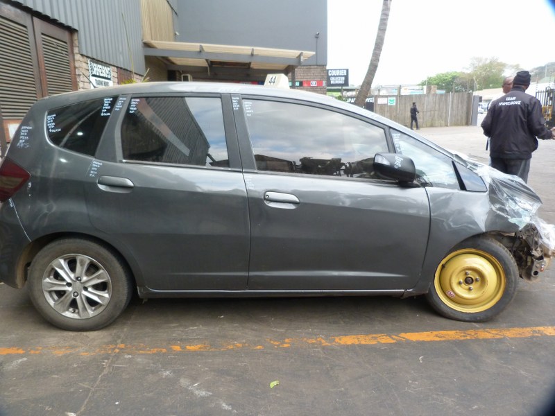 Honda Jazz 1.5 Elegance AT Grey - 2014 STRIPPING FOR SPARES - Private Seller