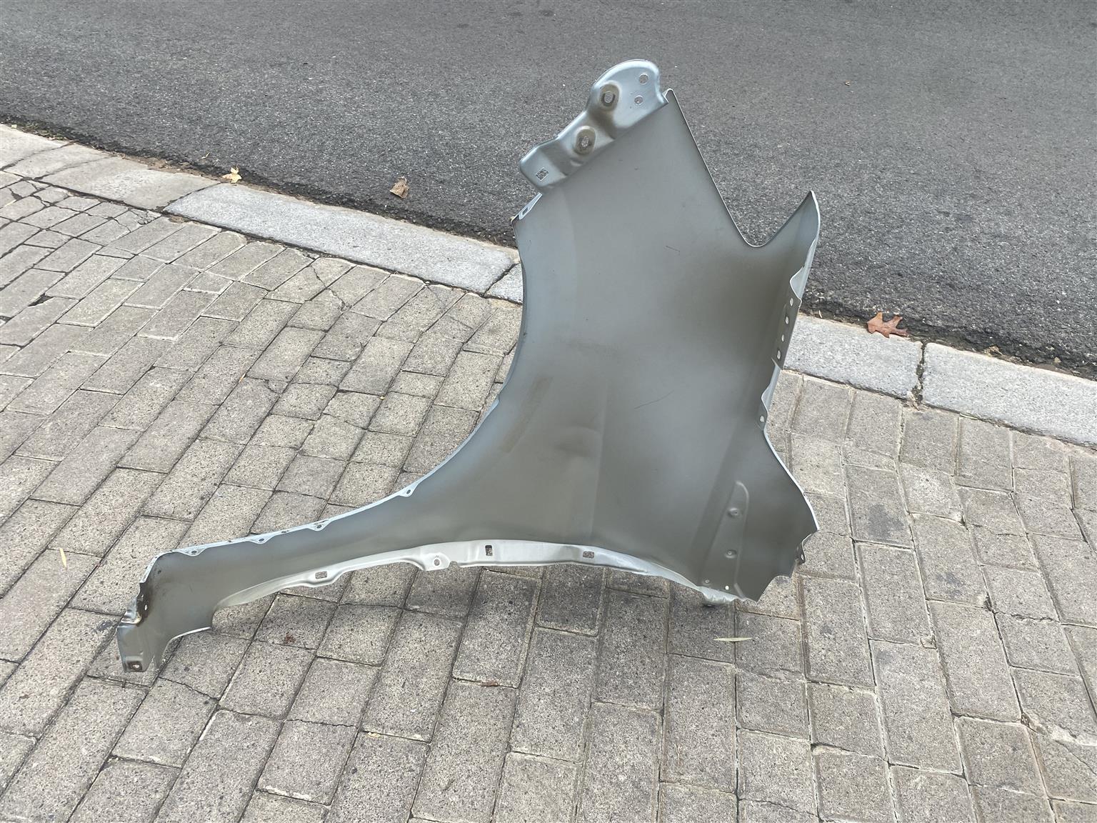2024 TOYOTA RUMION/SUZUKI ERTIGA RIGHT FRONT FENDER FOR SALE - Private Seller 2024 TOYOTA RUMION/SUZUKI ERTIGA RIGHT FRONT FENDER FOR SALE - Private Seller
