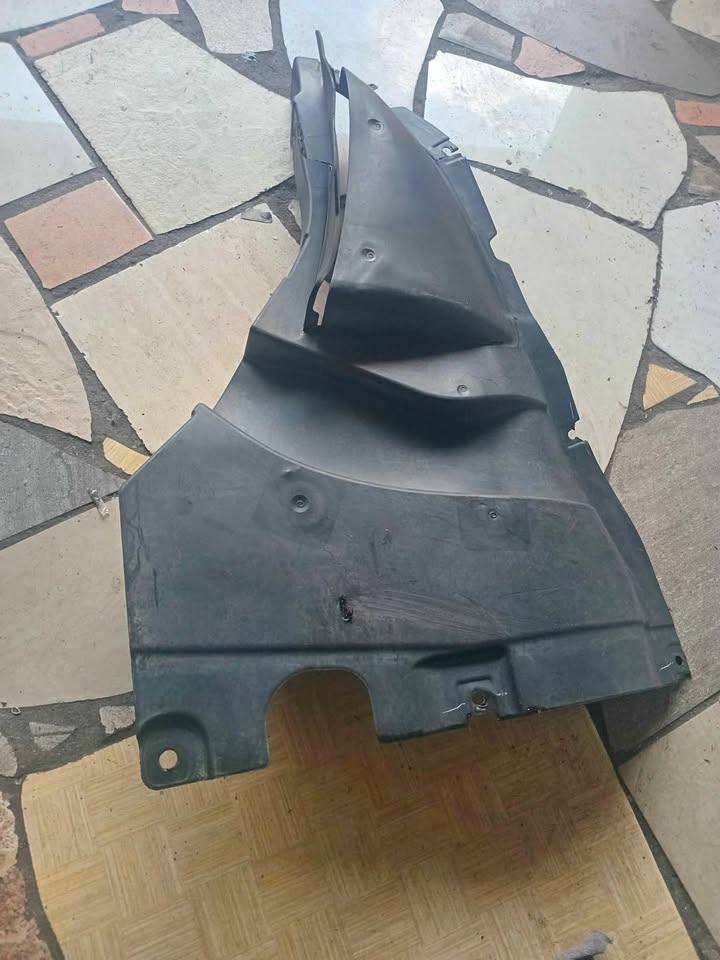 NEW BMW X5 G05 FRONT RIGHT WHEEL HOUSING COVER 51718069308 8069308 ORIGINAL - Private Seller NEW BMW X5 G05 FRONT RIGHT WHEEL HOUSING COVER 51718069308 8069308 ORIGINAL - Private Seller