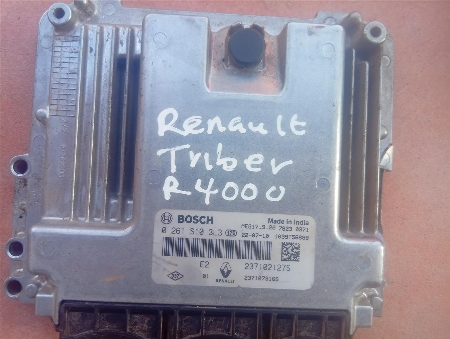 Renault triber ECU computer box 0261S103L3 1039T56688 237107316S - Private Seller Renault triber ECU computer box 0261S103L3 1039T56688 237107316S - Private Seller