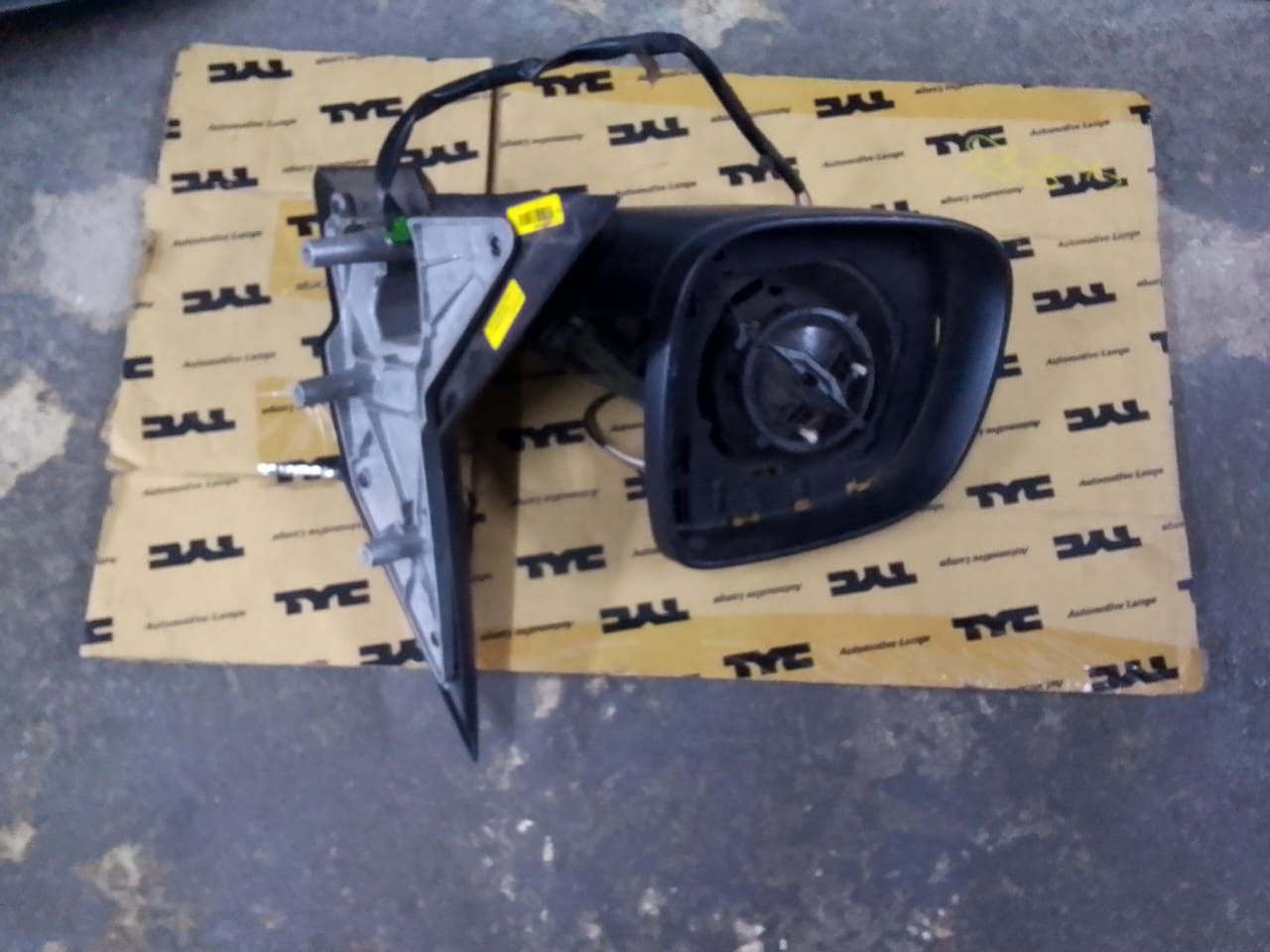 (2018-2021) VW TRANSPORTERS T6 LHS MIRROR