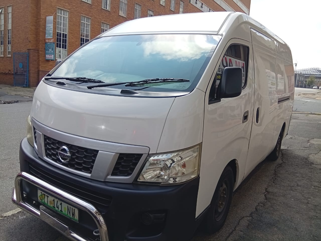 Used 2014 Nissan NV350 panel van 2.5i - Private Seller
