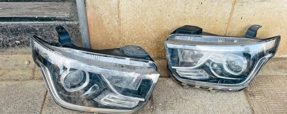 Hyundai H1 headlights - Private Seller Hyundai H1 headlights - Private Seller