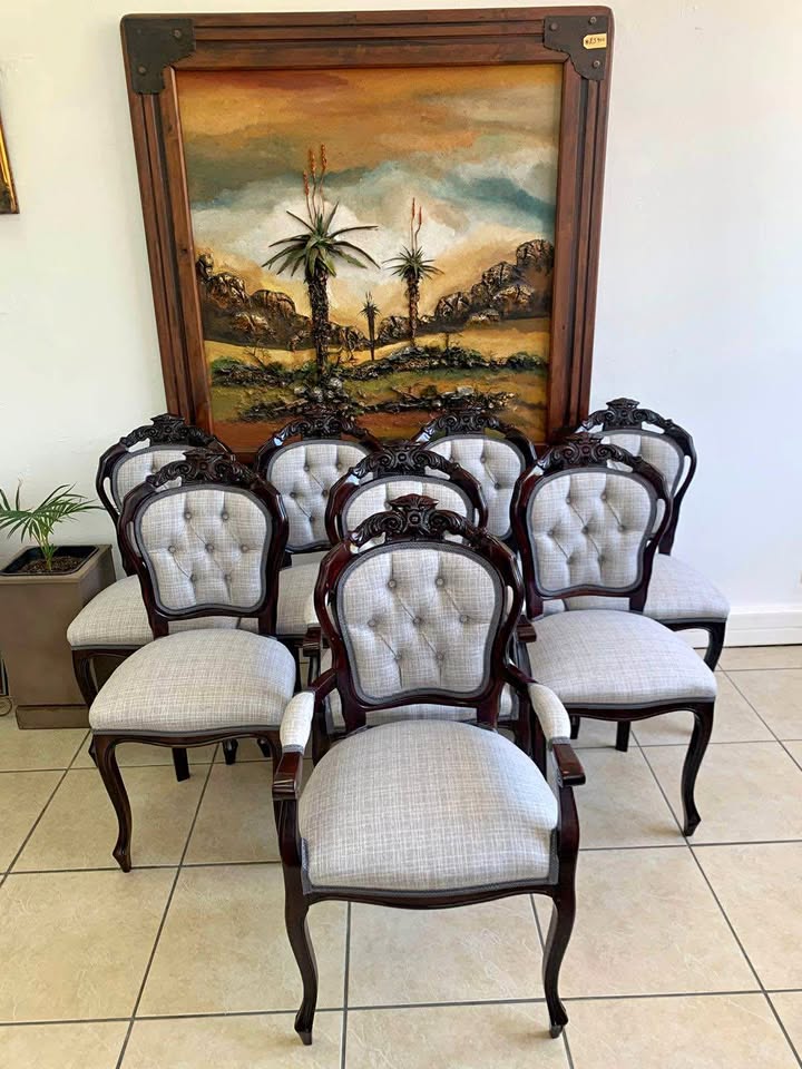 Elegant Set of 8 Vintage Dining Chairs – Priced Per Chair