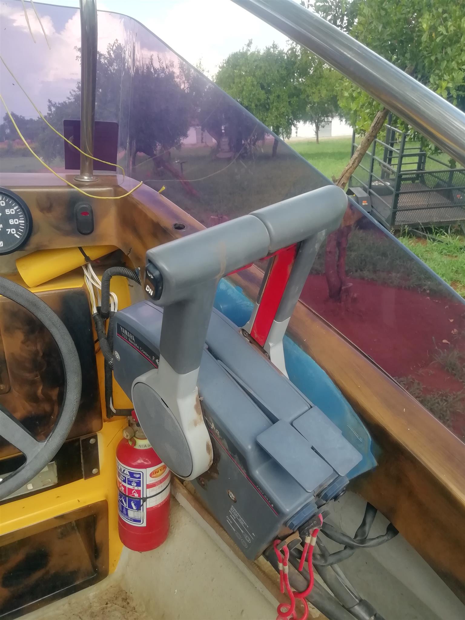 Ski boat